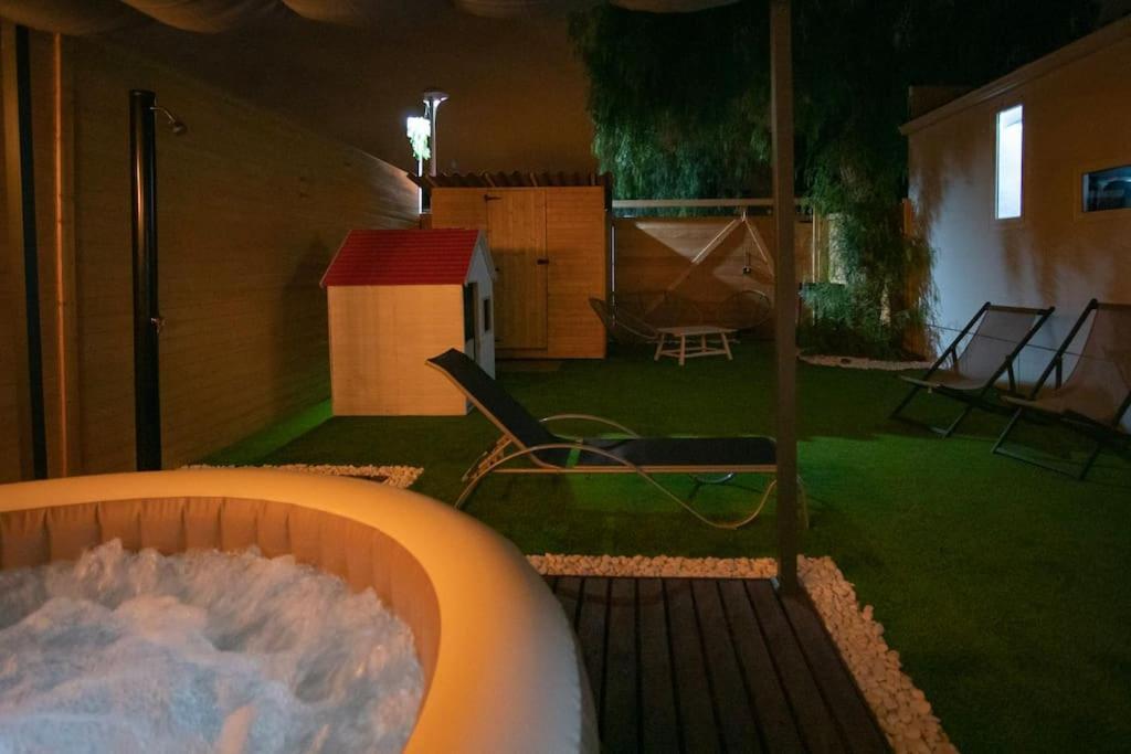 Private Paradise On Cozy Campsite, Jacuzzi, Netflix Las Galletas Exteriör bild
