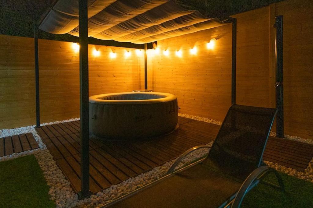 Private Paradise On Cozy Campsite, Jacuzzi, Netflix Las Galletas Exteriör bild